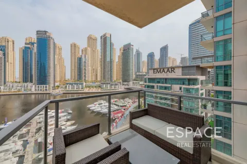 Apartment in Dubai Marina, Dubai 2 bedrooms, 147 sq.m. № 122774 - photo 18
