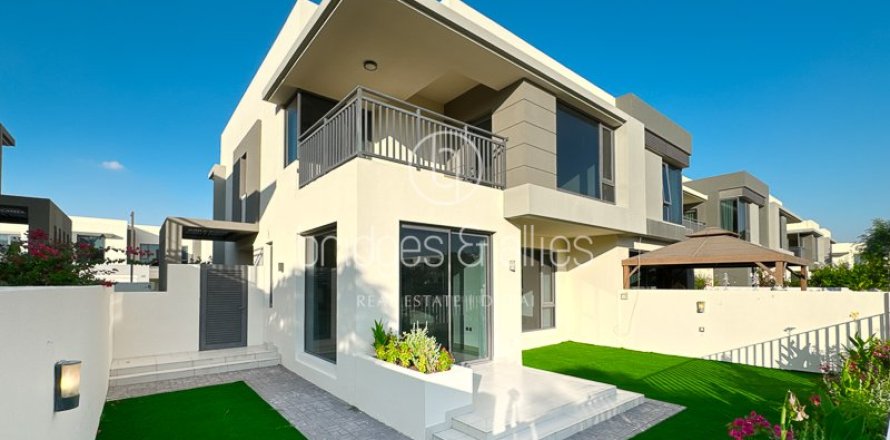 Вилла в Дубай Хилс Эстейт, Дубай, 5 спален, 254м², № 90698