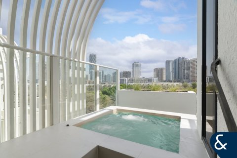 Townhouse in Jumeirah Village Circle, Dubai 4 bedrooms, 334 sq.m. № 75098 - photo 14