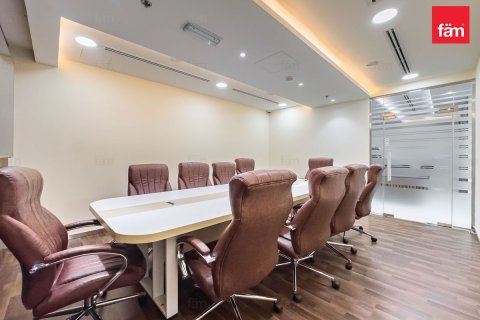 Oficina en Business Bay, Dubai, 149.9 m², № 117759 - foto 17
