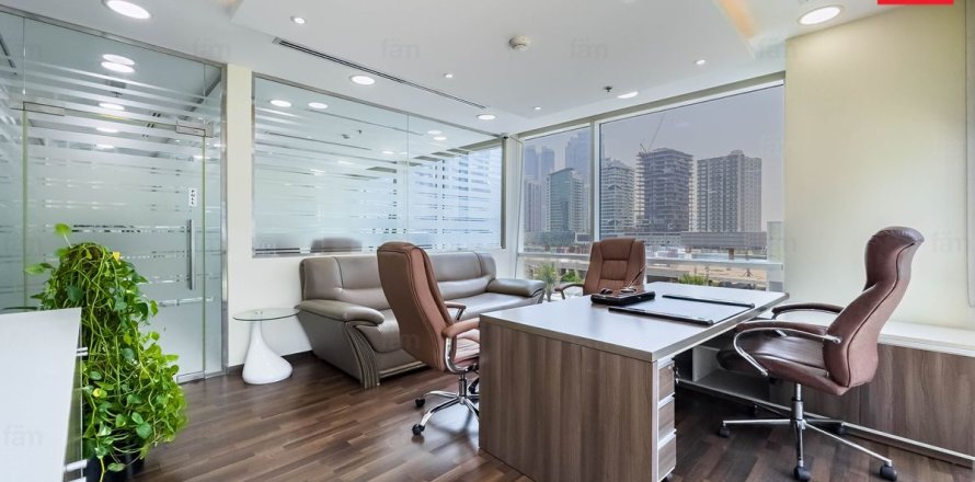 Oficina en Business Bay, Dubai, 149.9 m², № 117759