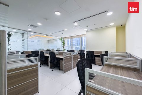 Oficina en Business Bay, Dubai, 149.9 m², № 117759 - foto 5