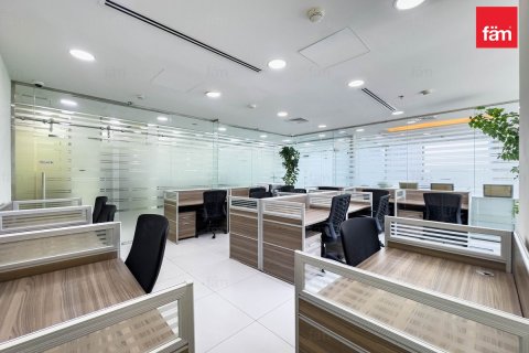 Oficina en Business Bay, Dubai, 149.9 m², № 117759 - foto 16