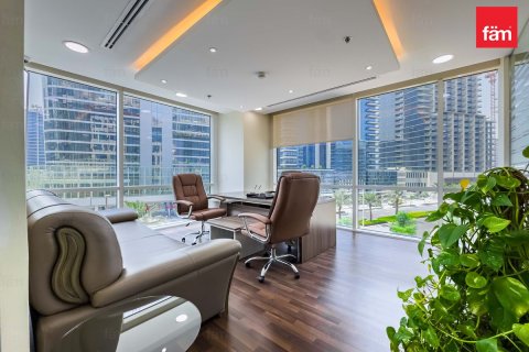 Oficina en Business Bay, Dubai, 149.9 m², № 117759 - foto 24