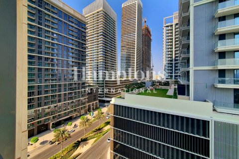 Appartement à Dubai Harbour, Dubai, 2 chambres, 101.88950719 m², № 63220 - photo 1