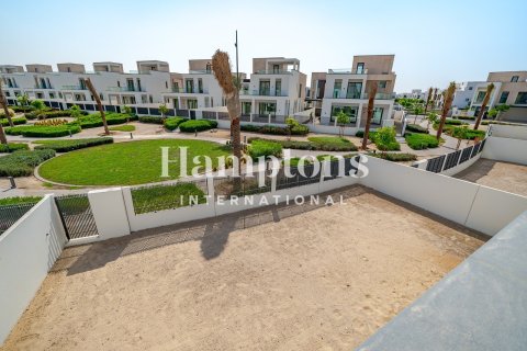 Villa en Arabian Ranches 3, Dubai, 4 dormitorios, 520.81421800 m², № 63225 - foto 19