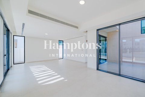 Villa en Arabian Ranches 3, Dubai, 4 dormitorios, 520.81421800 m², № 63225 - foto 2