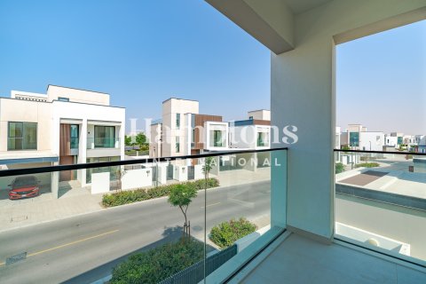 Villa en Arabian Ranches 3, Dubai, 4 dormitorios, 520.81421800 m², № 63225 - foto 25