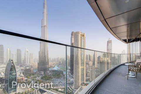 Apartment in Downtown Dubai (Downtown Burj Dubai), Dubai 2 bedrooms, 157.9 sq.m. № 1436 - photo 1