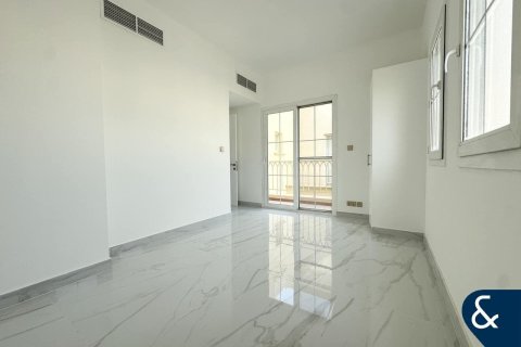 Villa en Springs 14, The Springs, Dubai, 2 dormitorios, 172 m², № 76773 - foto 9