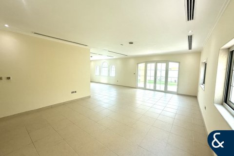 Villa en Legacy, Jumeirah Park, Dubai, 3 dormitorios, 510 m², № 76762 - foto 4