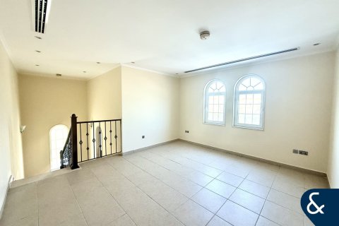 Villa en Legacy, Jumeirah Park, Dubai, 3 dormitorios, 510 m², № 76762 - foto 7