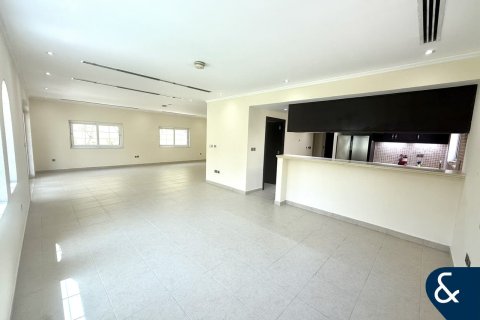 Villa en Legacy, Jumeirah Park, Dubai, 3 dormitorios, 510 m², № 76762 - foto 3