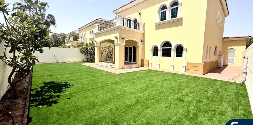 Villa in Legacy, Jumeirah Park, Dubai 3 bedrooms, 510 sq.m. № 76762