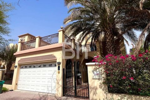 Villa à Jumeirah Village Triangle, Dubai, 2 chambres, 250 m², № 22980 - photo 24