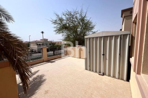 Villa à Jumeirah Village Triangle, Dubai, 2 chambres, 250 m², № 22980 - photo 16