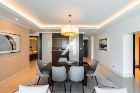 Снять в аренду квартиру в The Address Residence Fountain Views, Даунтаун Дубай (Даунтаун Бурдж Дубай), Дубай: 3 спальни, 202.6м², № 56046 - фото 8
