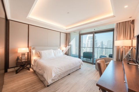 Снять в аренду квартиру в The Address Residence Fountain Views, Даунтаун Дубай (Даунтаун Бурдж Дубай), Дубай: 3 спальни, 202.6м², № 56046 - фото 24
