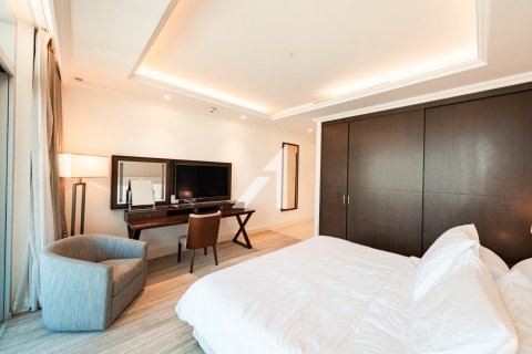 Снять в аренду квартиру в The Address Residence Fountain Views, Даунтаун Дубай (Даунтаун Бурдж Дубай), Дубай: 3 спальни, 202.6м², № 56046 - фото 25