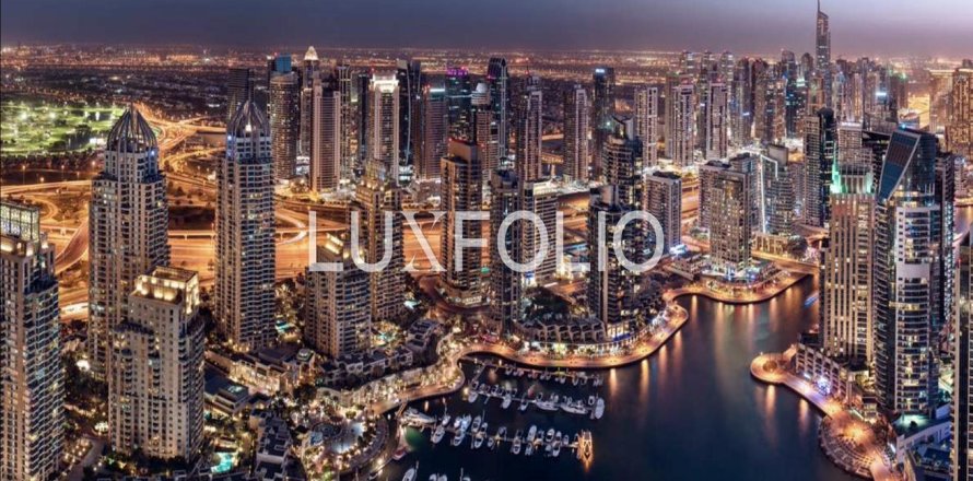 Apartment in Dubai Marina, Dubai 4 bedrooms, 255 sq.m. № 45946