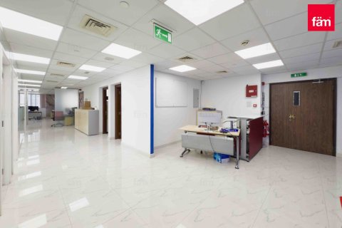 Bureau à Business Bay, Dubai, 195.7 m², № 47217 - photo 19
