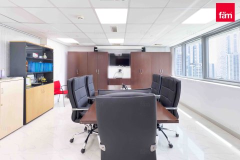 Bureau à Business Bay, Dubai, 195.7 m², № 47217 - photo 11