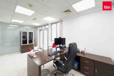 Bureau à Business Bay, Dubai, 195.7 m², № 47217 - photo 15