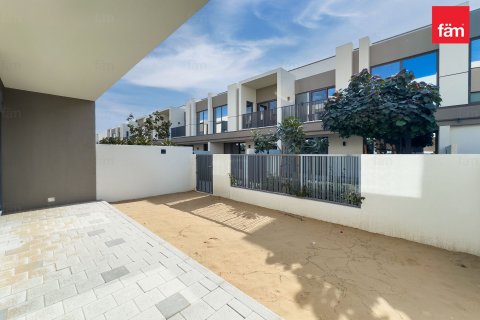 Townhouse in Tilal Al Ghaf, Dubai 3 bedrooms, 141.4 sq.m. № 94759 - photo 20