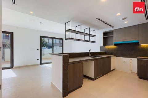 Townhouse in Tilal Al Ghaf, Dubai 3 bedrooms, 141.4 sq.m. № 94759 - photo 4