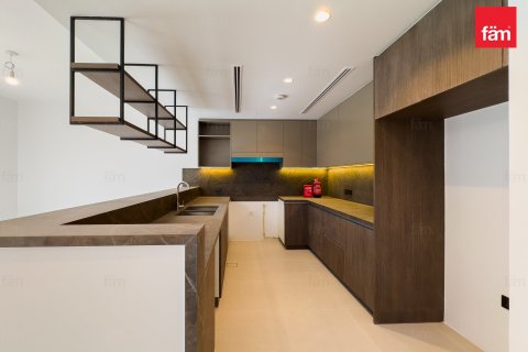 Townhouse in Tilal Al Ghaf, Dubai 3 bedrooms, 141.4 sq.m. № 94759 - photo 6