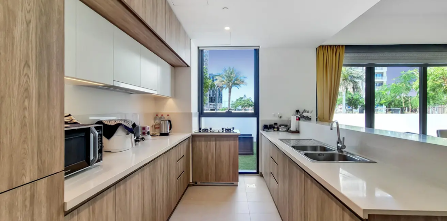 Villa en Dubai, 3 dormitorios, 264 m², № 5557