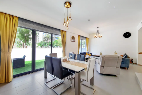 Villa en Dubai, 3 dormitorios, 264 m², № 5557 - foto 3