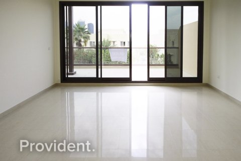 Townhouse in Jumeirah Islands, Dubai 4 bedrooms № 2492 - photo 2