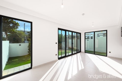 Villa en Tilal Al Ghaf, Dubai, 4 dormitorios, 251 m², № 96547 - foto 10