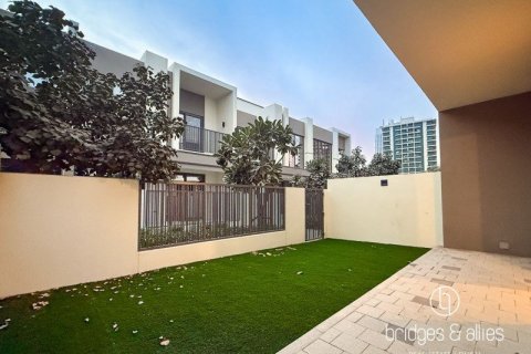 Villa en Tilal Al Ghaf, Dubai, 3 dormitorios, 140 m², № 96543 - foto 10