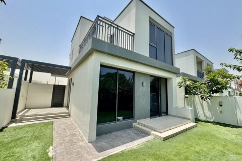 Villa en Dubai Hills Estate, Dubai, 4 dormitorios, 326 m², № 96545