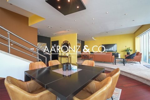 Ático en Dubai Marina, Dubai, 4 dormitorios, 402 m², № 96542 - foto 4