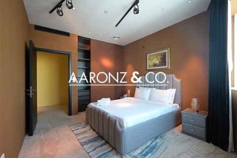 Ático en Dubai Marina, Dubai, 4 dormitorios, 402 m², № 96542 - foto 11