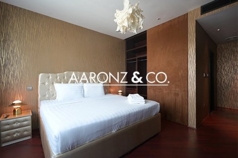 Ático en Dubai Marina, Dubai, 4 dormitorios, 402 m², № 96542 - foto 9