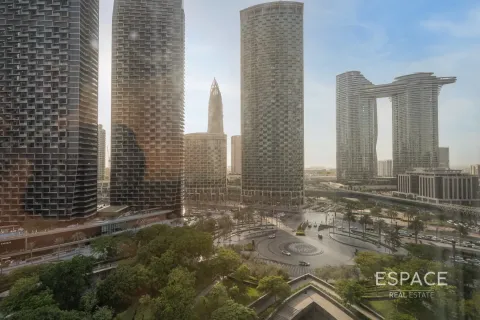 Apartamento en ARMANI RESIDENCES en Burj Khalifa, Dubai, 1 dormitorio, 98 m², № 62912 - foto 20