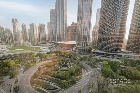 Apartamento en ARMANI RESIDENCES en Burj Khalifa, Dubai, 1 dormitorio, 98 m², № 62912 - foto 19