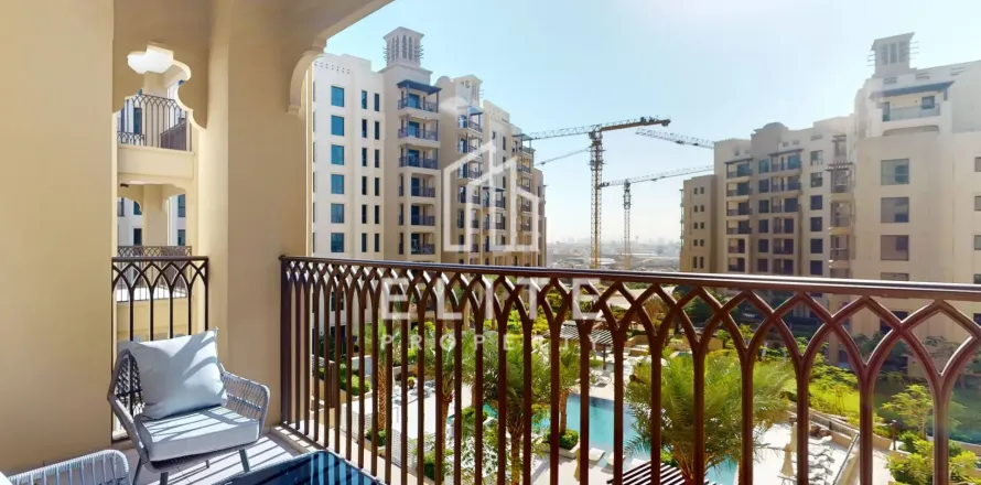 Квартира в Madinat Jumeirah Living, Умм-Сукейм, Дубай, студия, 76м², № 56004
