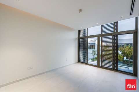 Villa en Dubai, 5 dormitorios, 778.7 m², № 89550 - foto 8