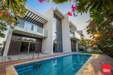 Villa en Dubai, 5 dormitorios, 778.7 m², № 89550 - foto 12