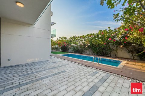 Villa en Dubai, 5 dormitorios, 778.7 m², № 89550 - foto 13