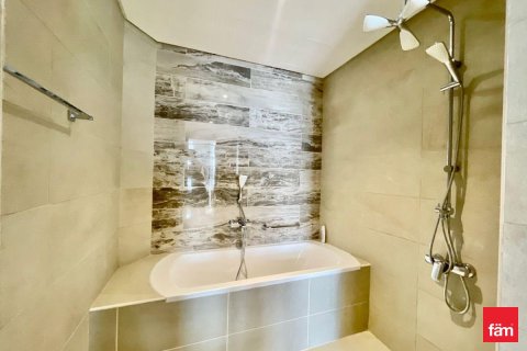 Apartment in Palm Jumeirah, Dubai 1 bedroom, 86.7 sq.m. № 93653 - photo 11