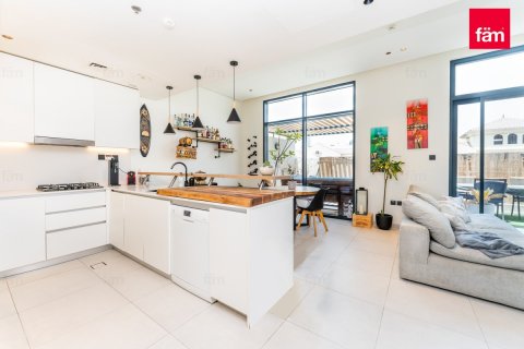 Apartamento en Dubai, 1 dormitorio, 101.3 m², № 46052 - foto 3