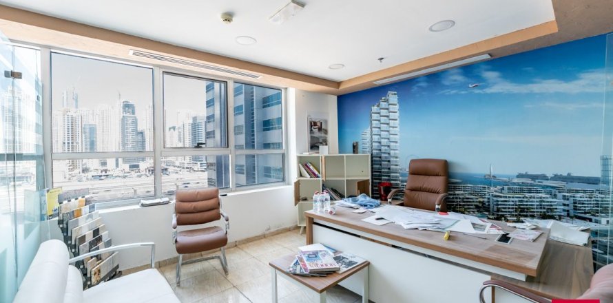 Офис в Дубае, 82.3м², № 46048