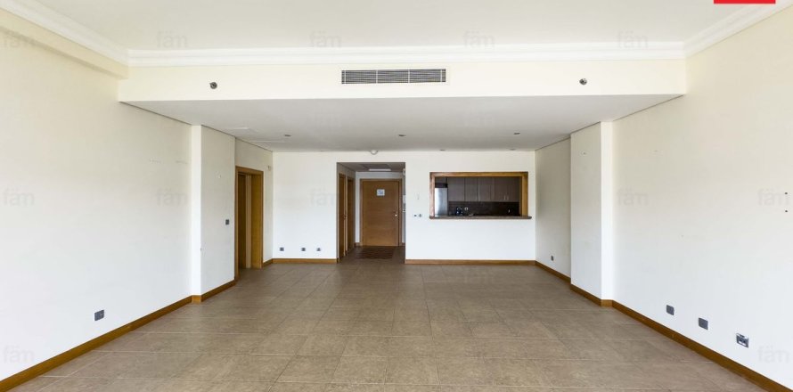 Квартира в Пальме Джумейре, Дубай, 1 спальня, 106.4м², № 23640