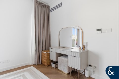 Villa in Springs 11, The Springs, Dubai 3 bedrooms, 210 sq.m. № 98231 - photo 8